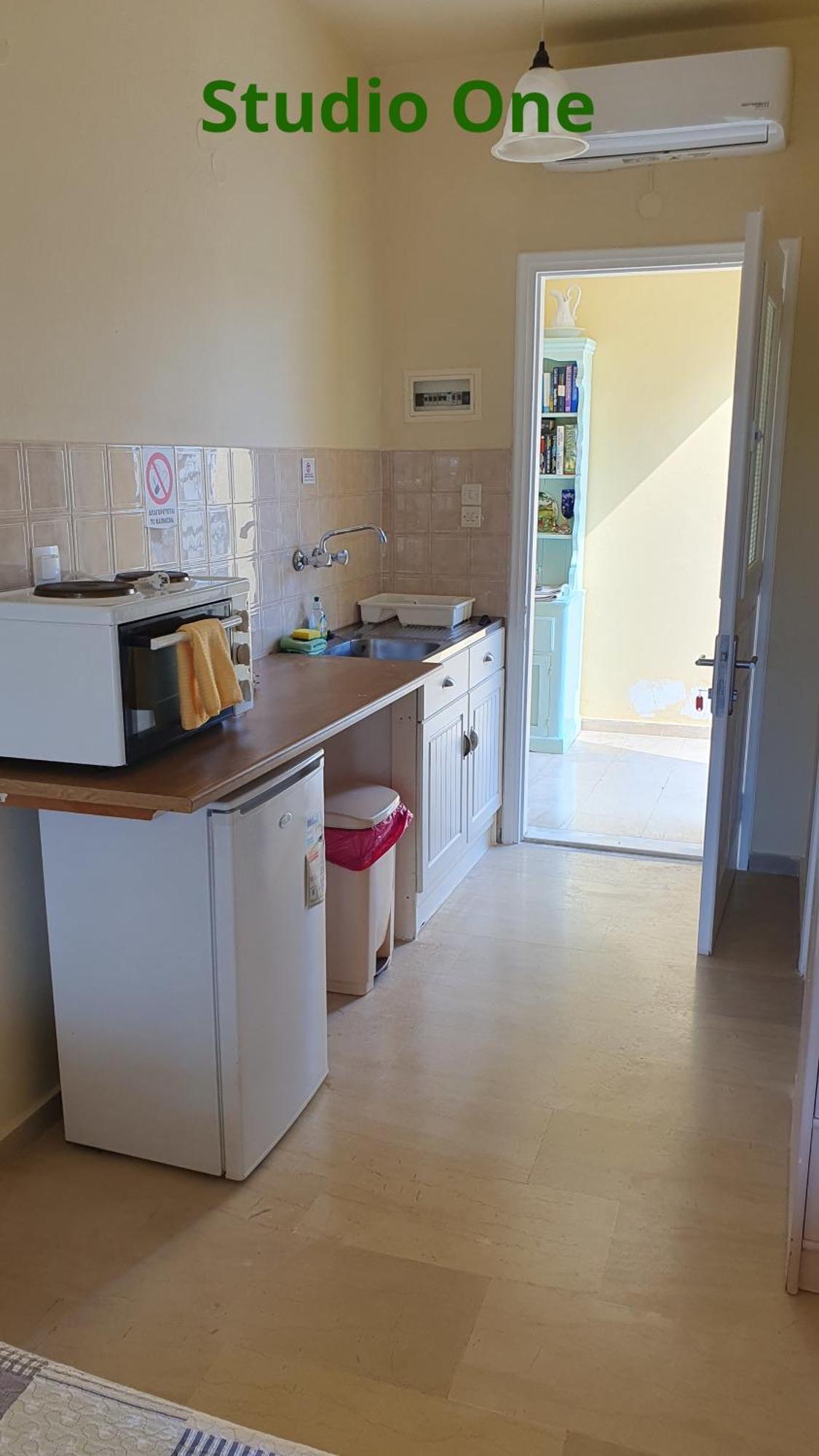 Kivotos Villa Studios Róda Szoba fotó